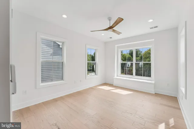 $1,849,000 | 5017 17th Street North, Arlington, VA 22207