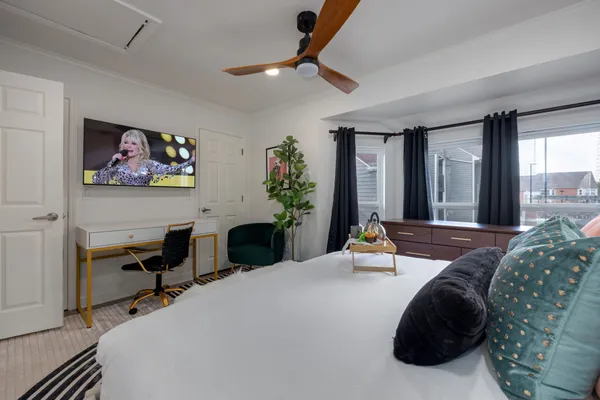 $3,995 | 6 Middleton Street, Nashville, TN 37210