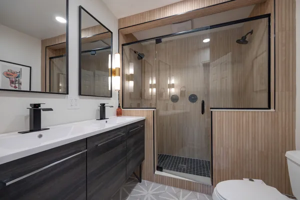 $3,995 | 6 Middleton Street, Nashville, TN 37210