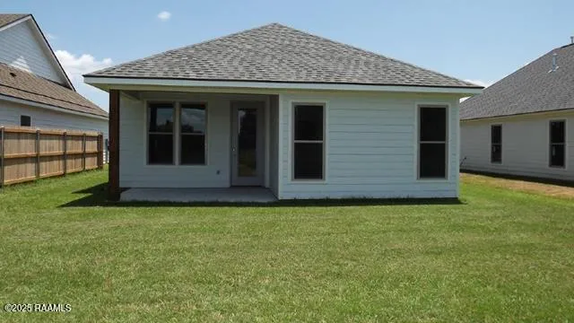 $1,800 | 107 Sojourner Drive, Lafayette, LA 70508