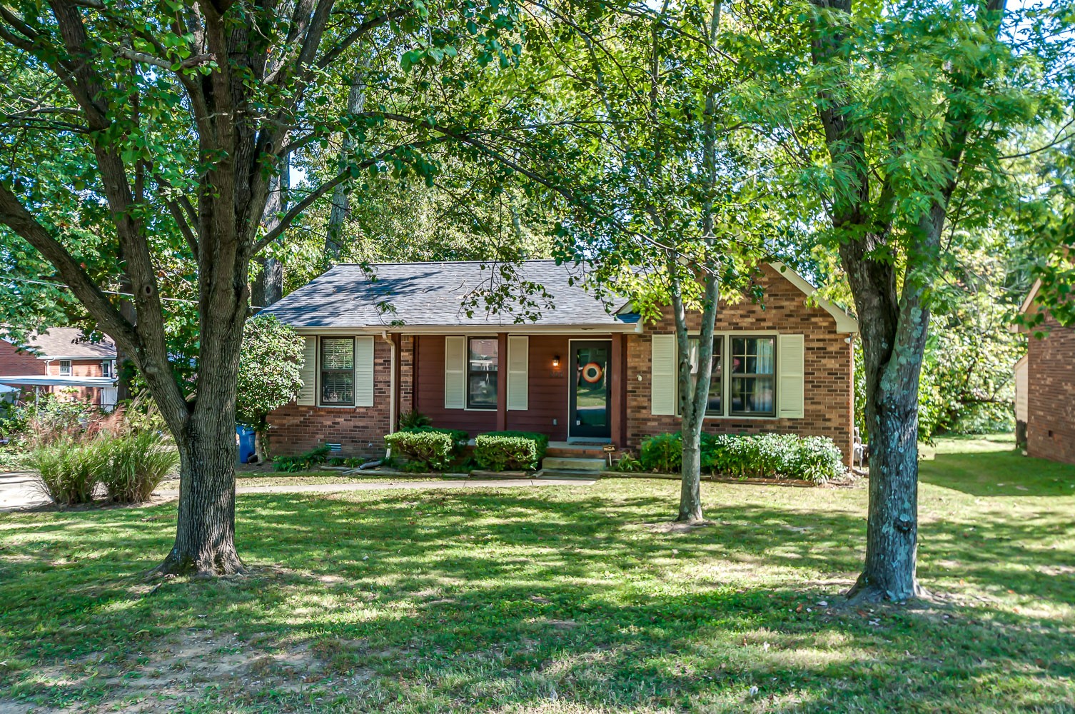 805 Fitzpatrick Road Nashville, TN 37214 - Photo 2 of 28 Gallery Image 2