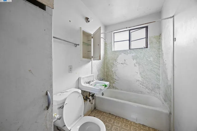 $680,000 | 1450 Ward Street, Berkeley, CA 94702