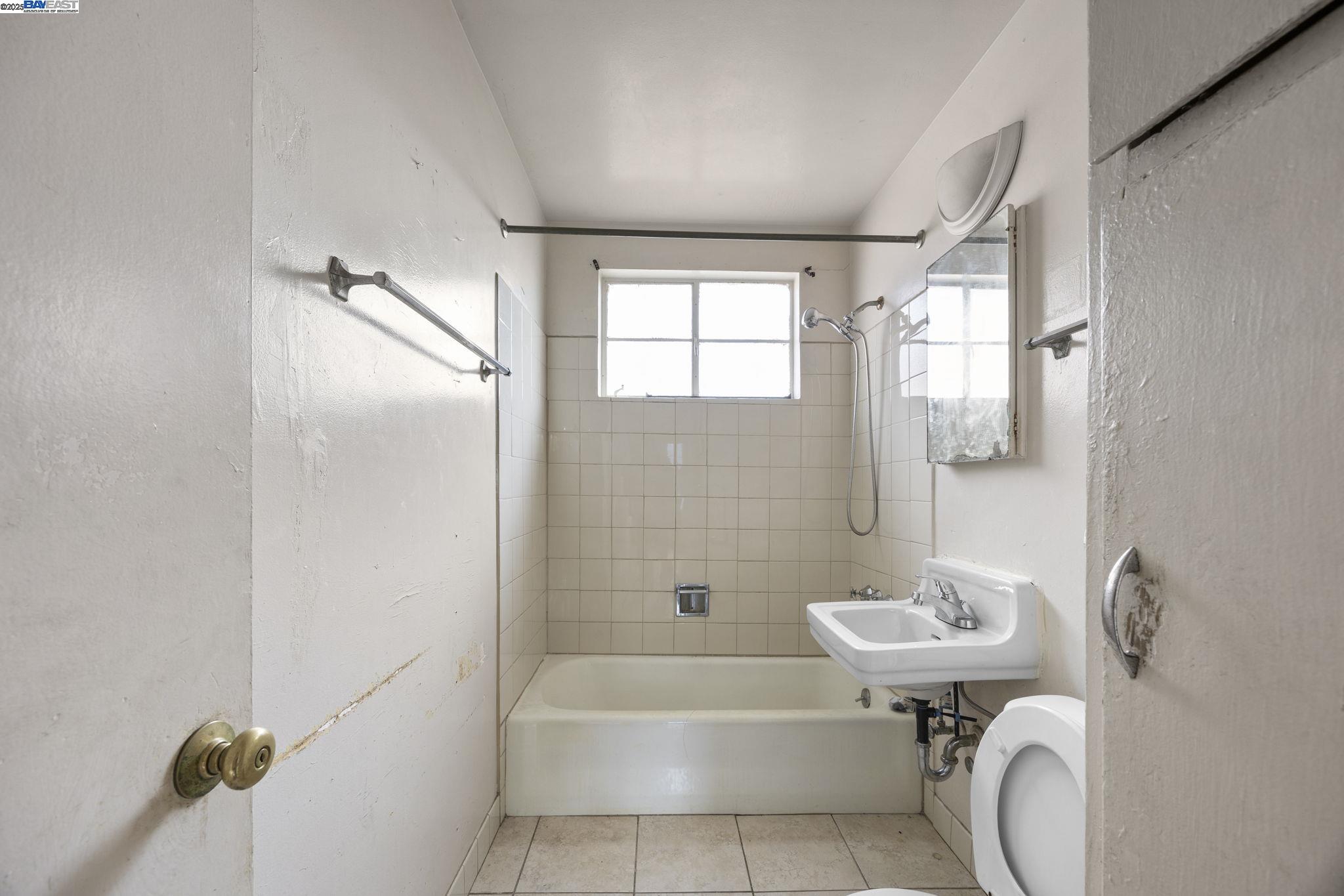 1450 Ward Street Berkeley, CA 94702 - Photo 19 of 23