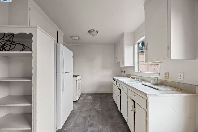 $680,000 | 1450 Ward Street, Berkeley, CA 94702