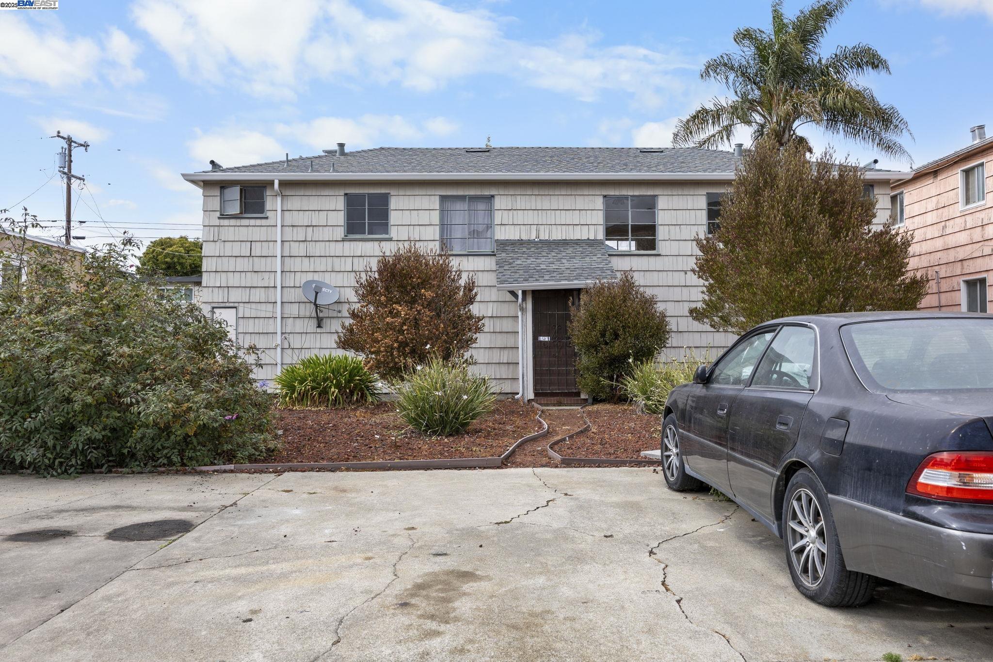 1450 Ward Street Berkeley, CA 94702 - Photo 5 of 23