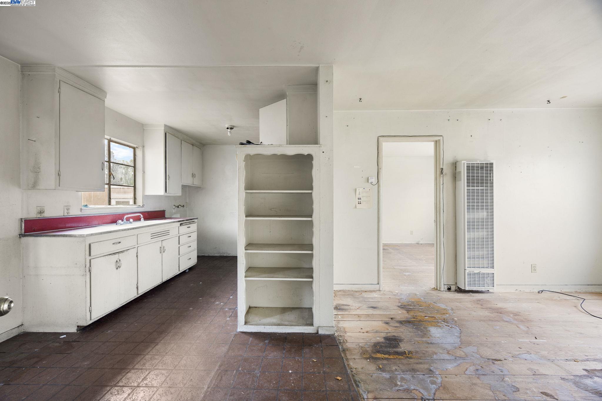 1450 Ward Street Berkeley, CA 94702 - Photo 7 of 23