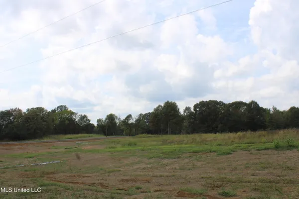 $99,000 | 2 Hickory Hollow Road, Coldwater, MS 38618