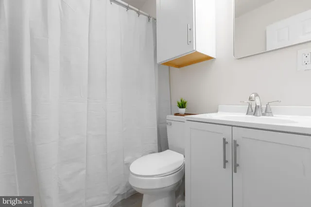 $384,900 | 171 Longstreet Avenue, Fredericksburg, VA 22401