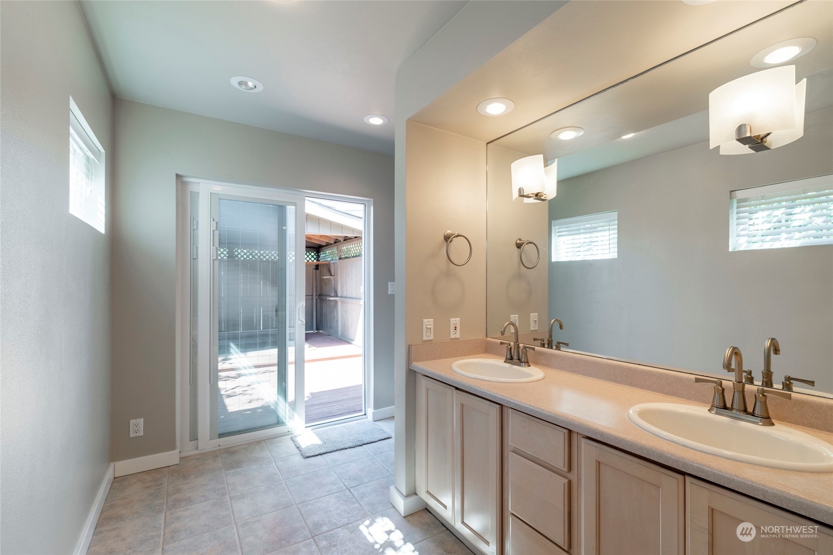1223 Chilton Road Aberdeen, WA 98520 - Photo 20 of 40 Gallery Image 20