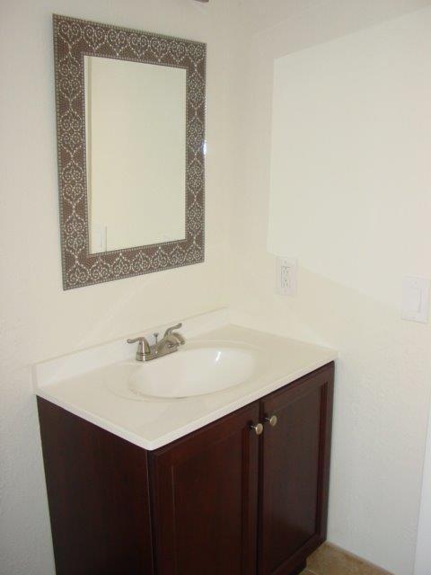 11668 Springflower Place Boca Raton, FL 33428 - Photo 20 of 26 2nd Bathroom Vanity