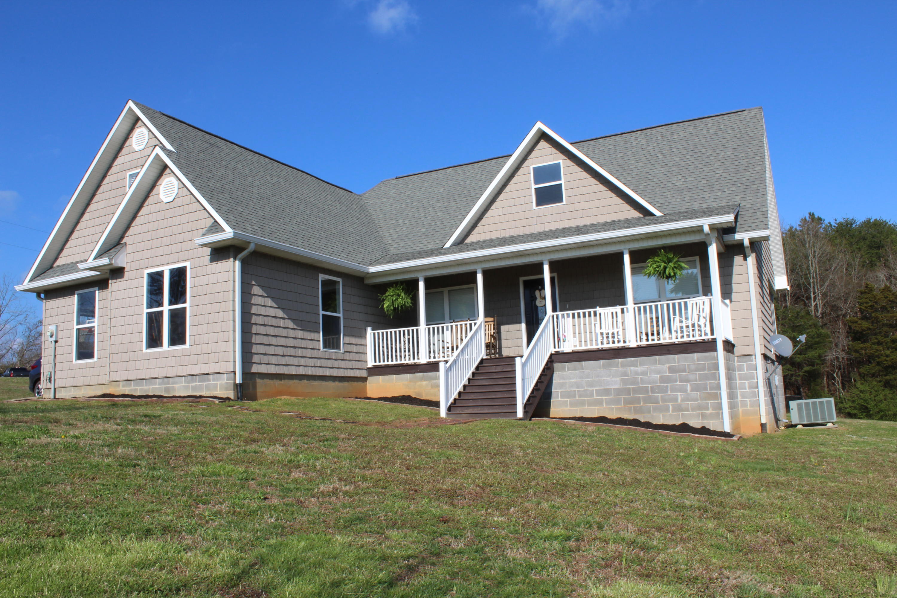 118 Hull Road Madisonville, TN 37354 - Photo 1 of 39 IMG_0504
