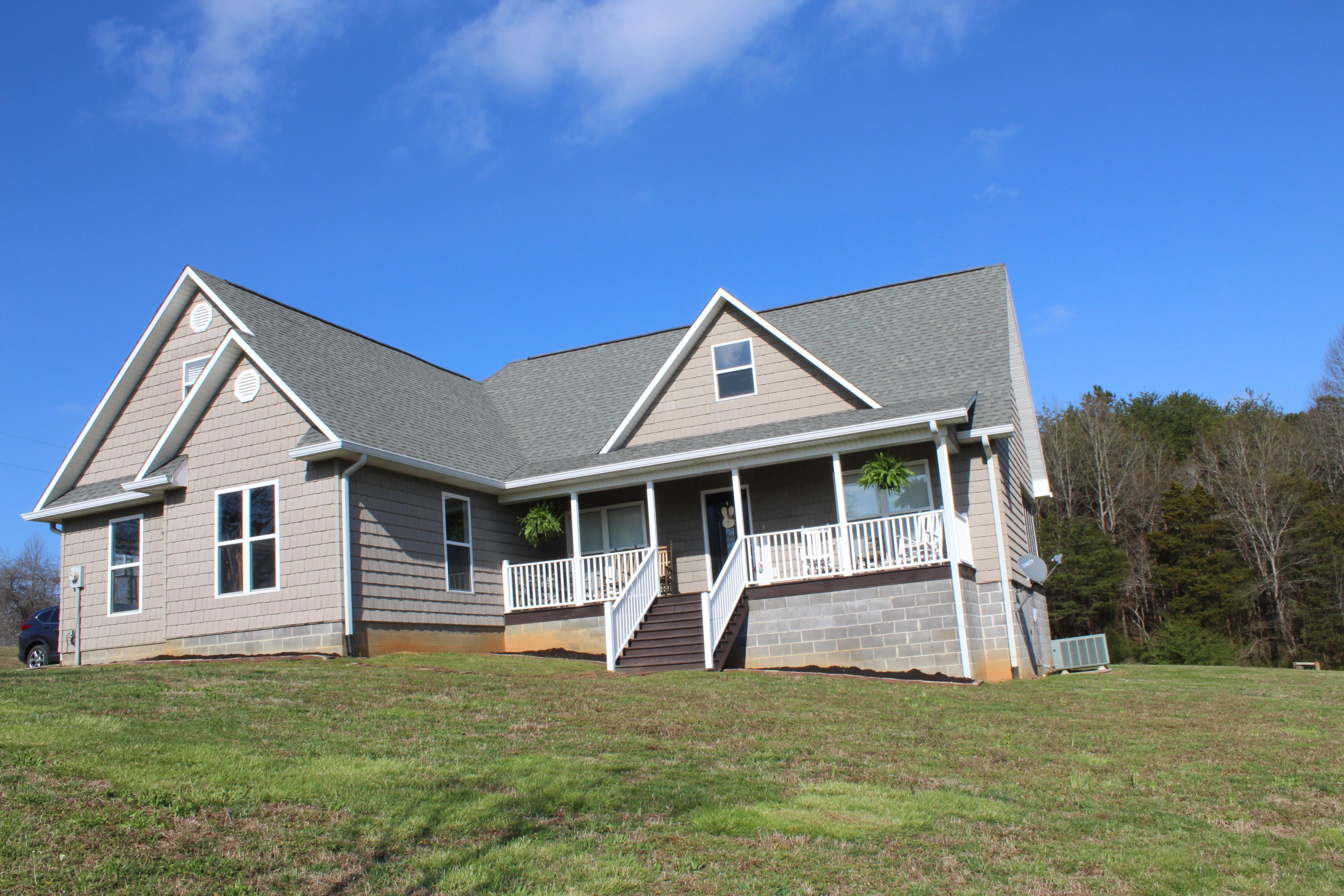 118 Hull Road Madisonville, TN 37354 - Photo 3 of 39 IMG_0476