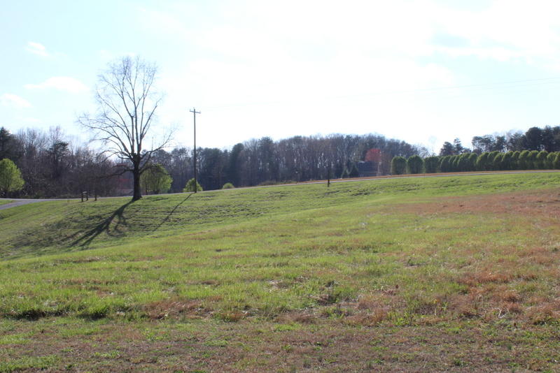 118 Hull Road Madisonville, TN 37354 - Photo 5 of 39 IMG_0483-001