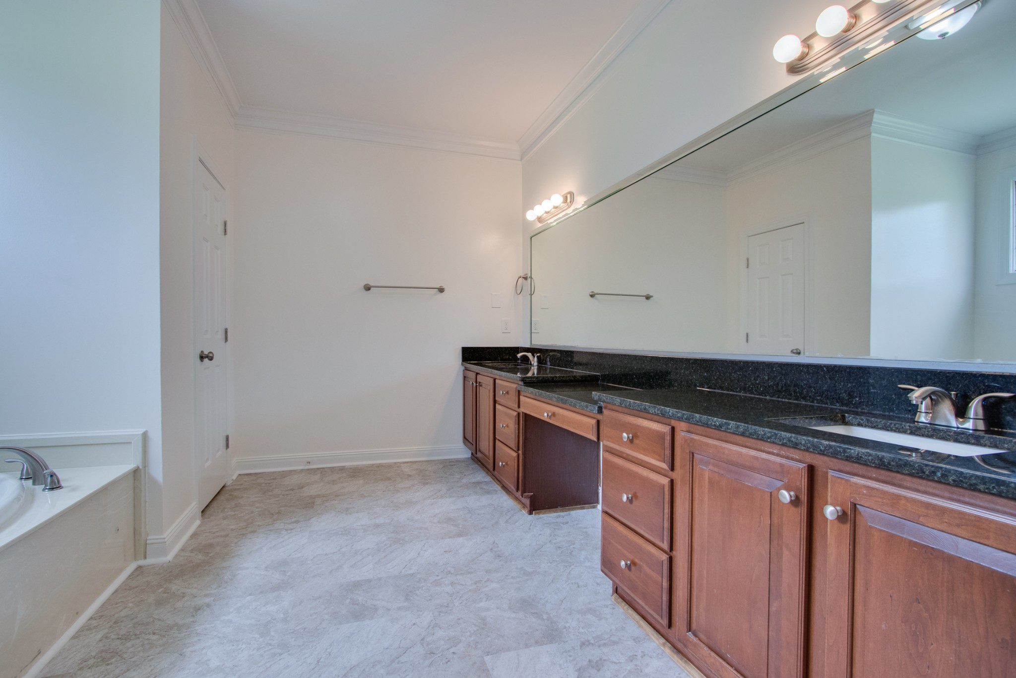 9399 Clovercroft Road Franklin, TN 37067 - Photo 31 of 50 Gallery Image 31