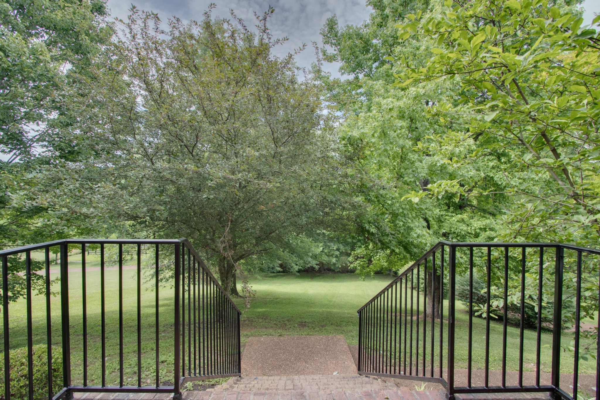 9399 Clovercroft Road Franklin, TN 37067 - Photo 8 of 50 Gallery Image 8