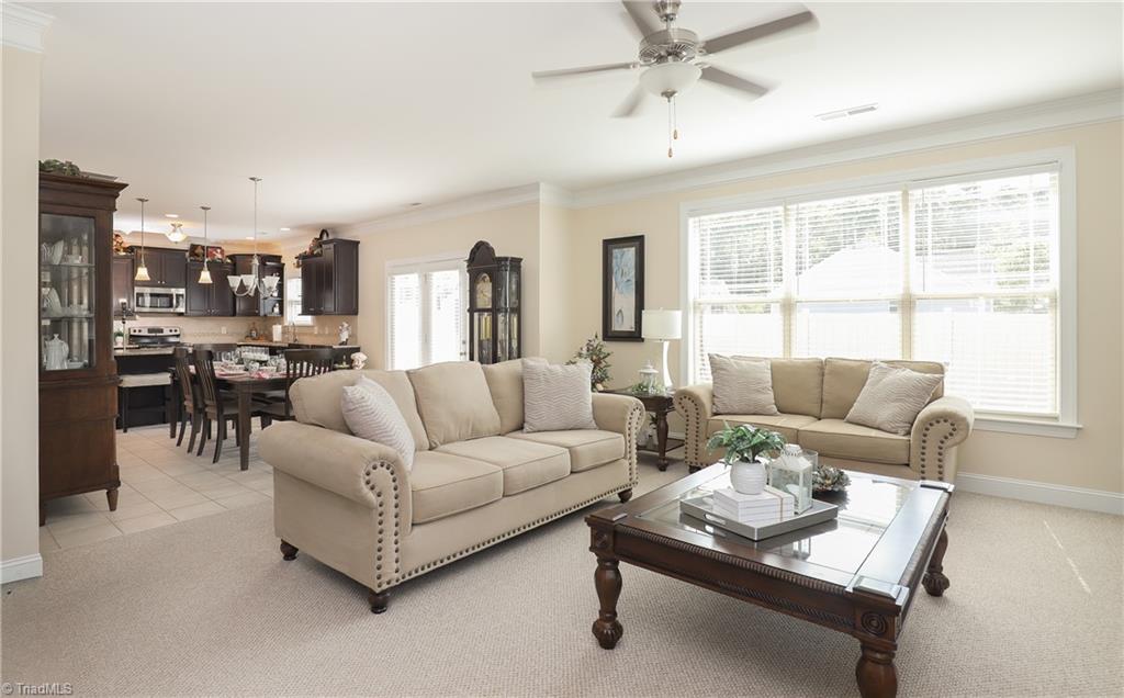 2689 Lamplight Circle High Point, NC 27265 - Photo 11 of 37