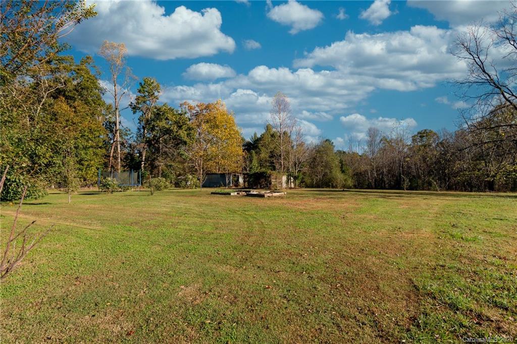 340 Richey Road Taylorsville, NC 28681 - Photo 8 of 31 Gallery Image 8