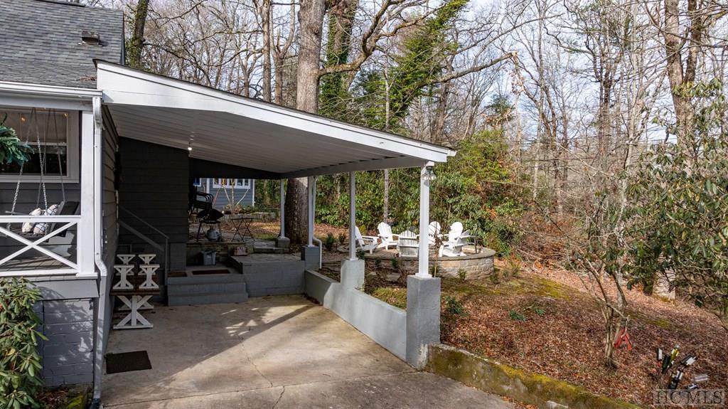 48 Holt Knob Road Highlands, NC 28741 - Photo 33 of 36 Gallery Image 33