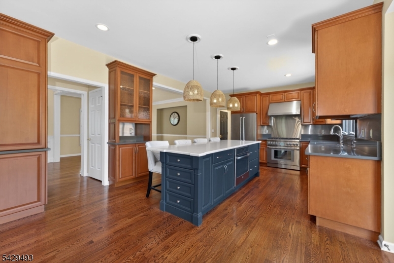 38 Grove Farm Road Pittstown, NJ 08867 - Photo 8 of 46
