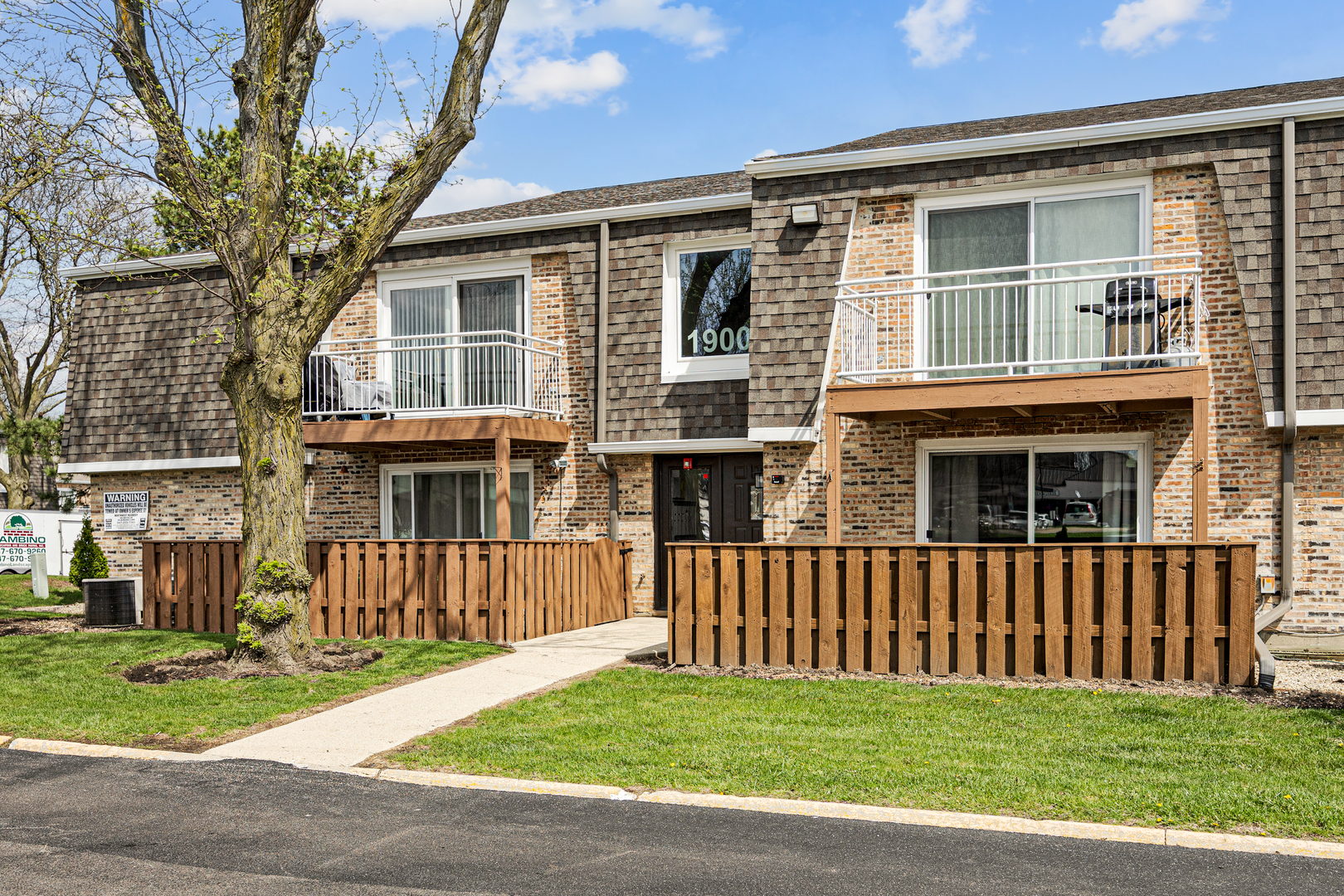 1900 Plum Grove Road, Unit 2C Rolling Meadows, IL 60008 - Photo 2 of 20