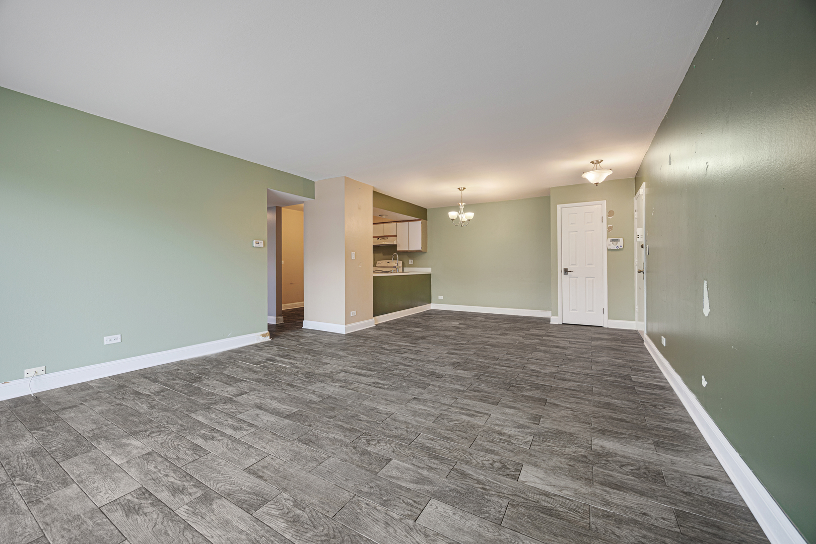 1900 Plum Grove Road, Unit 2C Rolling Meadows, IL 60008 - Photo 6 of 20