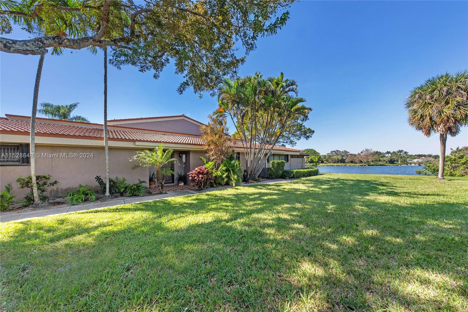 101 St Andrews Road, Unit 2075 Hollywood, FL 33021 - Photo 12 of 42 Gallery Image 12