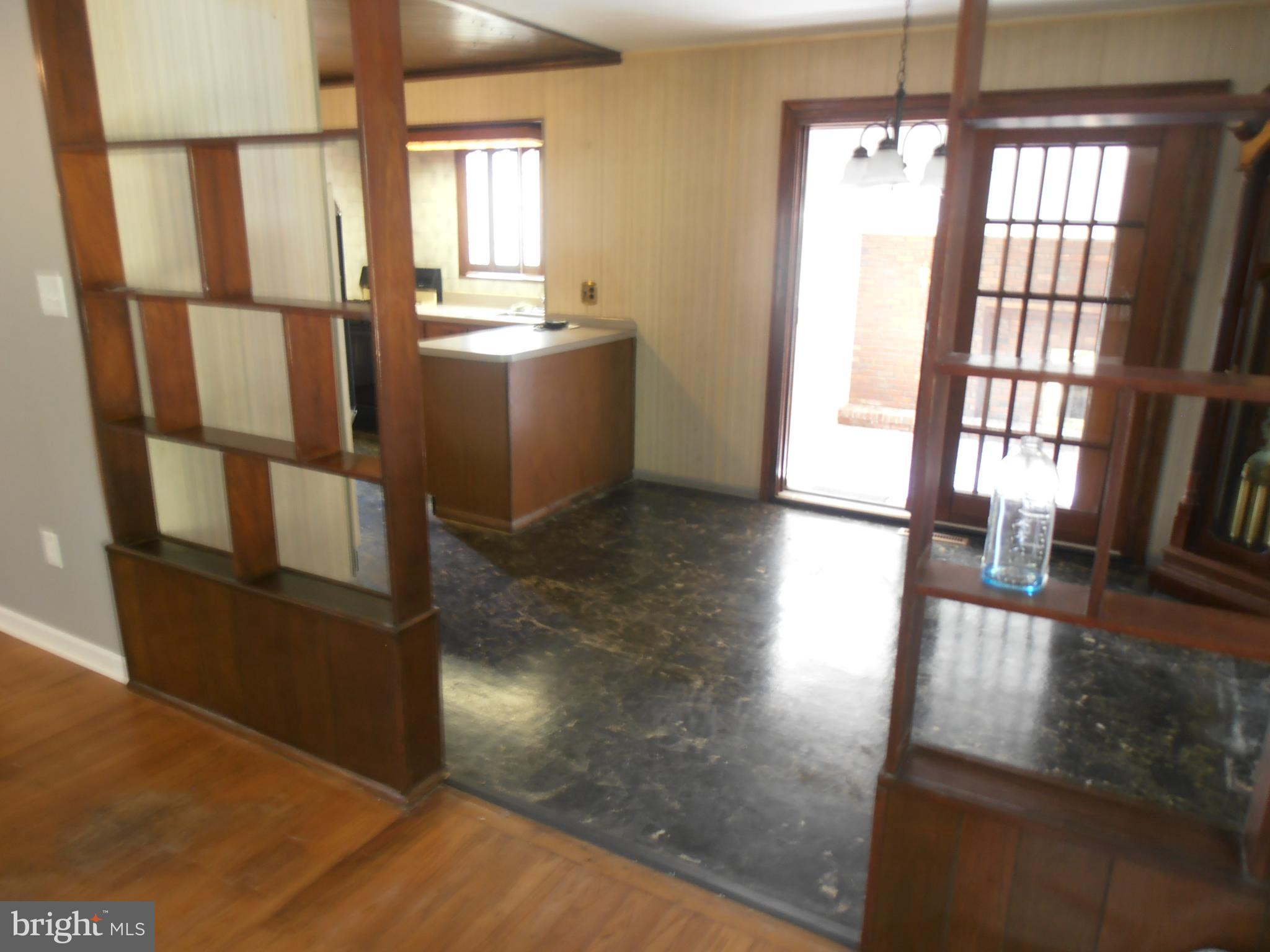 136 Hickstown Road Sicklerville, NJ 08081 - Photo 21 of 34 dining area 12x12 off kit