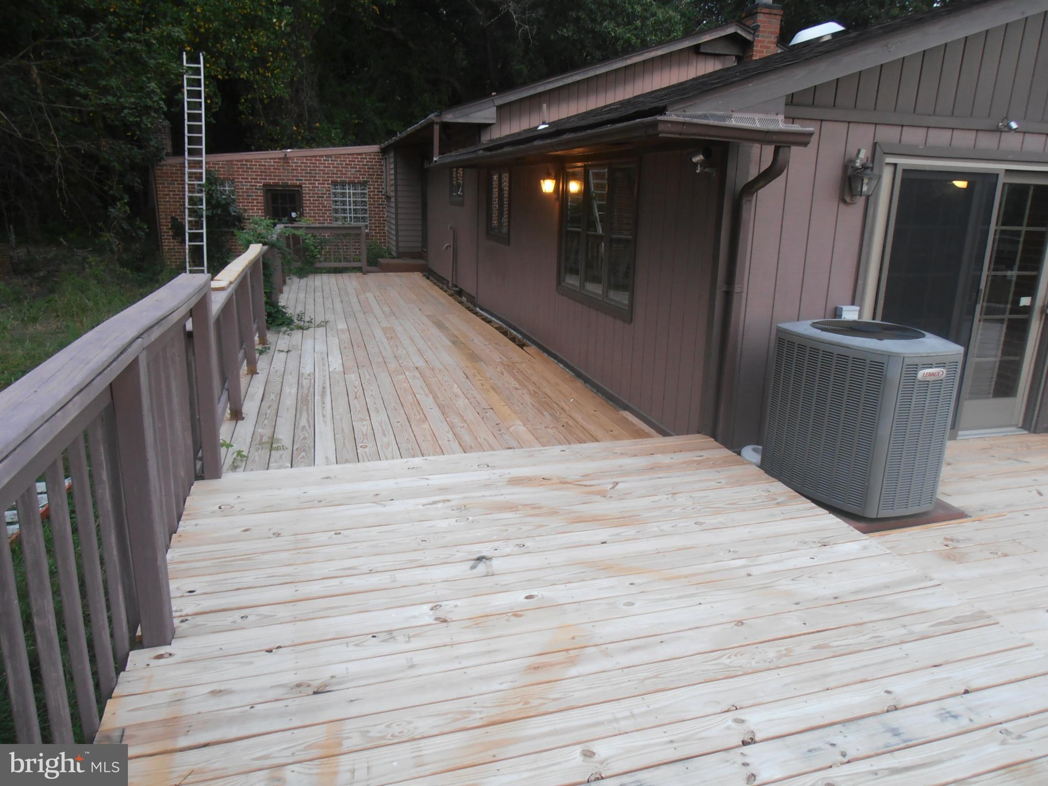 136 Hickstown Road Sicklerville, NJ 08081 - Photo 5 of 34 40x10 ft deck in rear