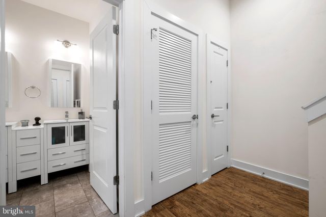 $335,000 | 1022-24 South 2nd Street, Unit 5, Philadelphia, PA 19147