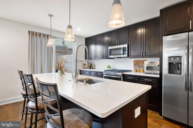 $335,000 | 1022-24 South 2nd Street, Unit 5, Philadelphia, PA 19147