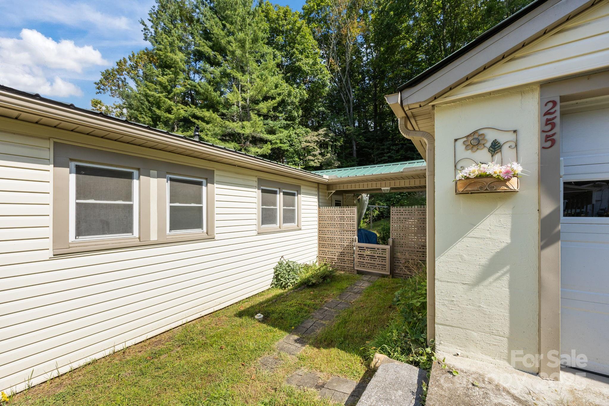 255 Red Bank Road Waynesville, NC 28786 - Photo 32 of 48