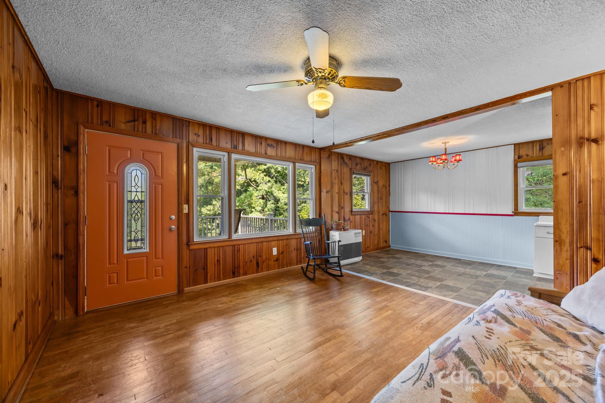 255 Red Bank Road Waynesville, NC 28786 - Photo 4 of 48