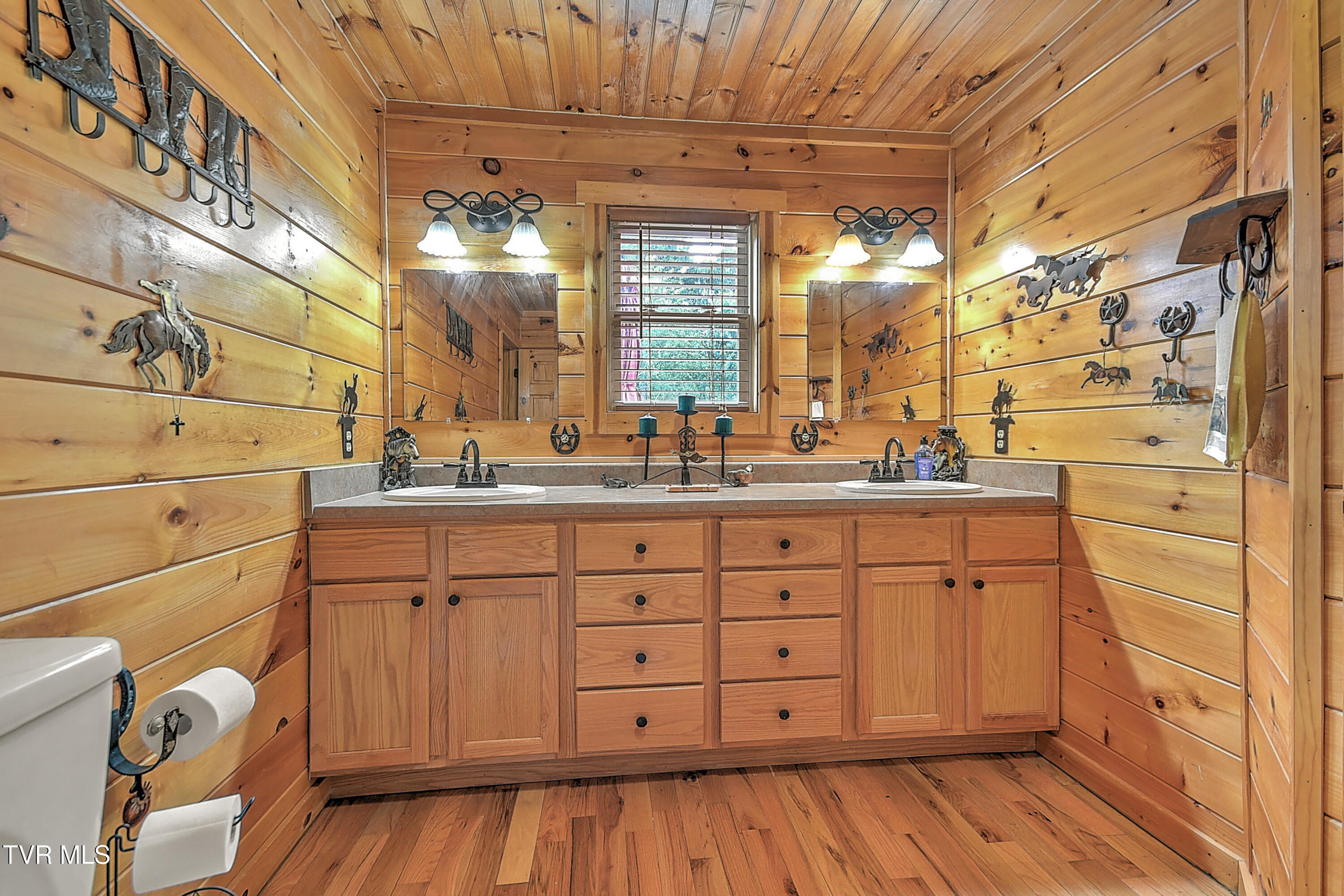 1374 West Allens Bridge Road Greeneville, TN 37743 - Photo 32 of 96 1374 W Allens Bridge EH-32