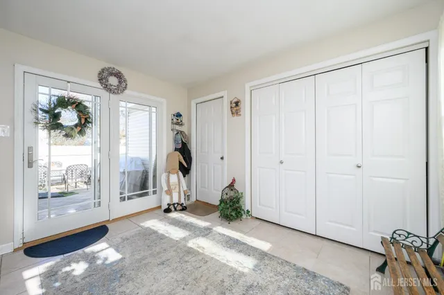 a view of livingroom with furniture and windows