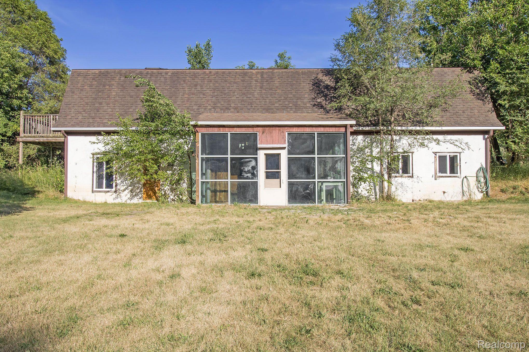 8687 Antcliff Road Howell, MI 48855 - Photo 31 of 41 Gallery Image 31