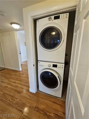 $1,600 | 855 North Stephanie Street, Unit 2222, Henderson, NV 89014