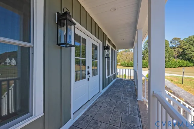 a view of an entryway