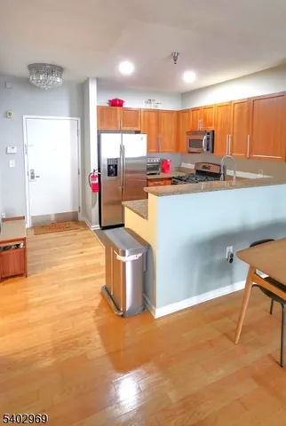 $369,000 | 30 Freedom Way, Unit 102, Jersey City, NJ 07305