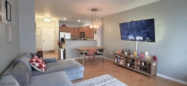 $369,000 | 30 Freedom Way, Unit 102, Jersey City, NJ 07305