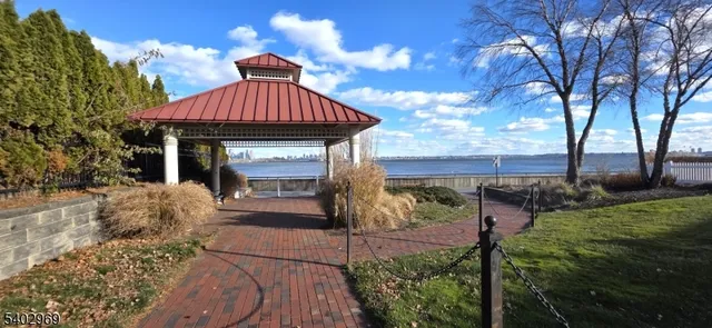 $369,000 | 30 Freedom Way, Unit 102, Jersey City, NJ 07305