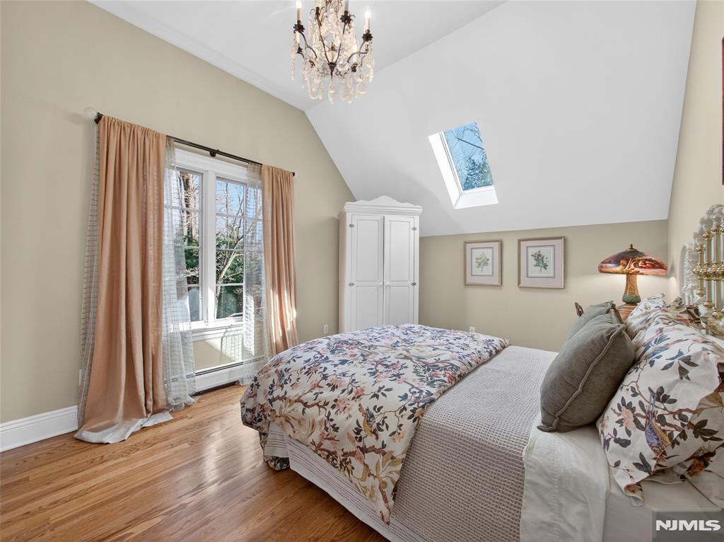 70 Hummingbird Court Wyckoff, NJ 07481 - Photo 25 of 50