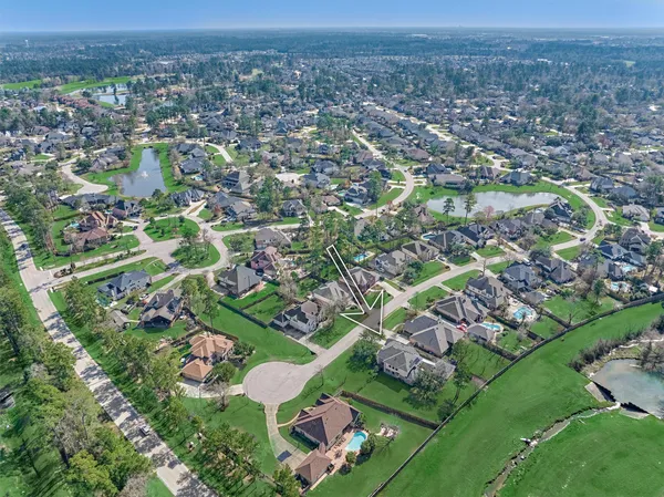 an aerial view of multiple house