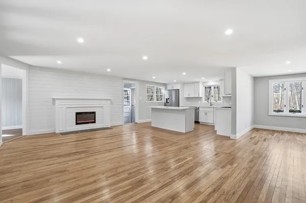$839,000 | 76 Beaver Brook Road, Westford, MA 01886