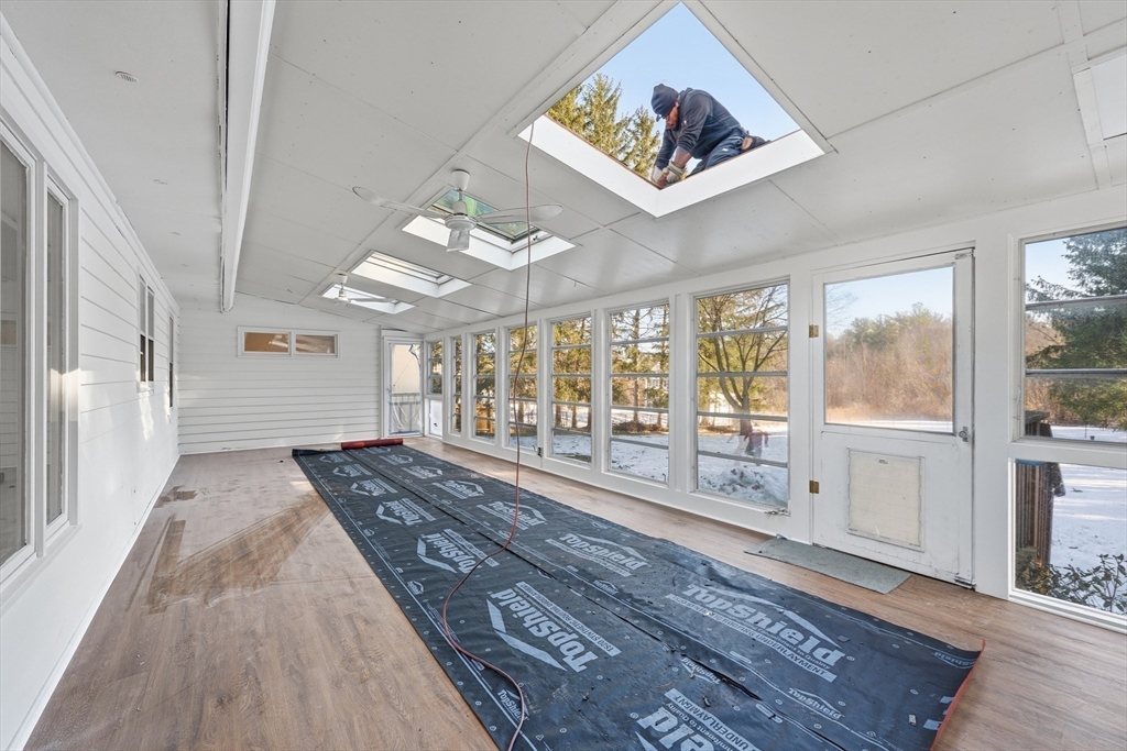 76 Beaver Brook Road Westford, MA 01886 - Photo 19 of 41