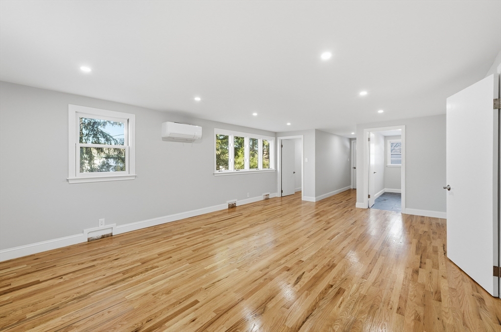 76 Beaver Brook Road Westford, MA 01886 - Photo 20 of 41