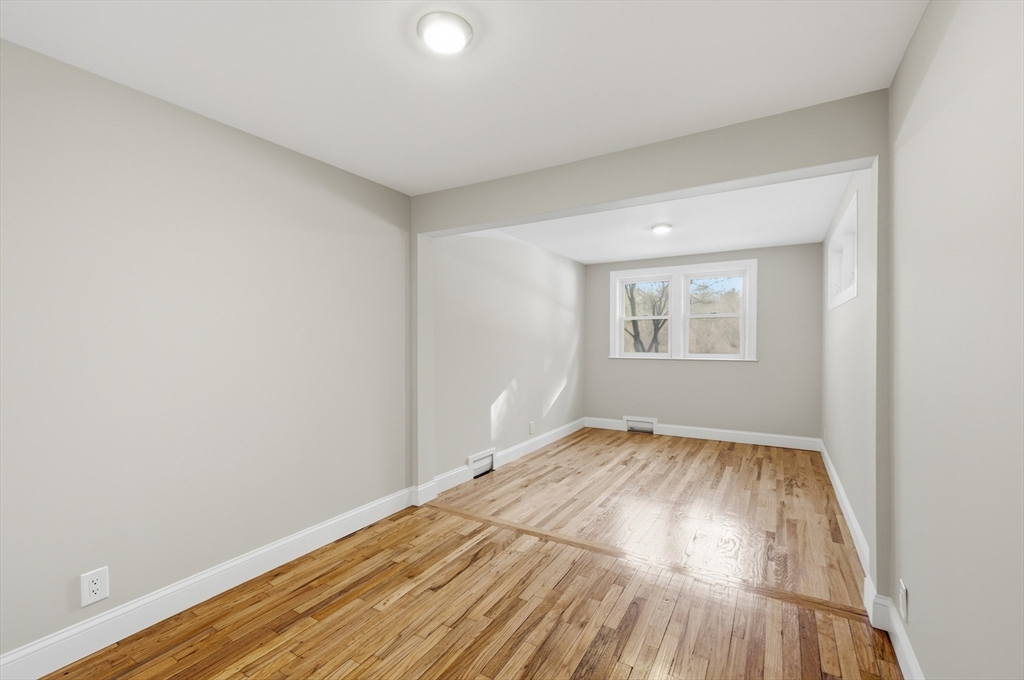 76 Beaver Brook Road Westford, MA 01886 - Photo 26 of 41