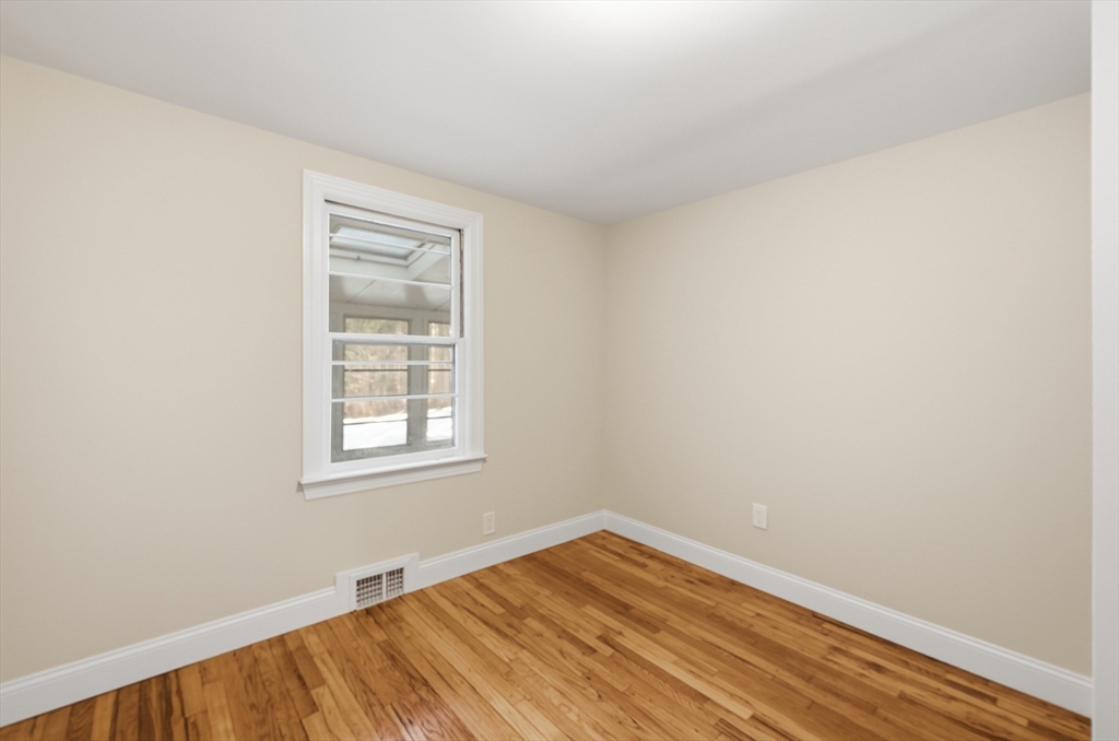 76 Beaver Brook Road Westford, MA 01886 - Photo 28 of 41