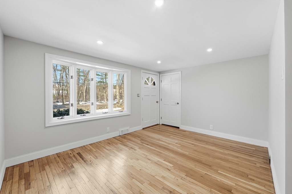 76 Beaver Brook Road Westford, MA 01886 - Photo 34 of 41