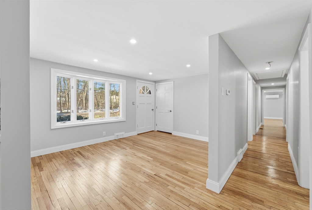 76 Beaver Brook Road Westford, MA 01886 - Photo 8 of 41