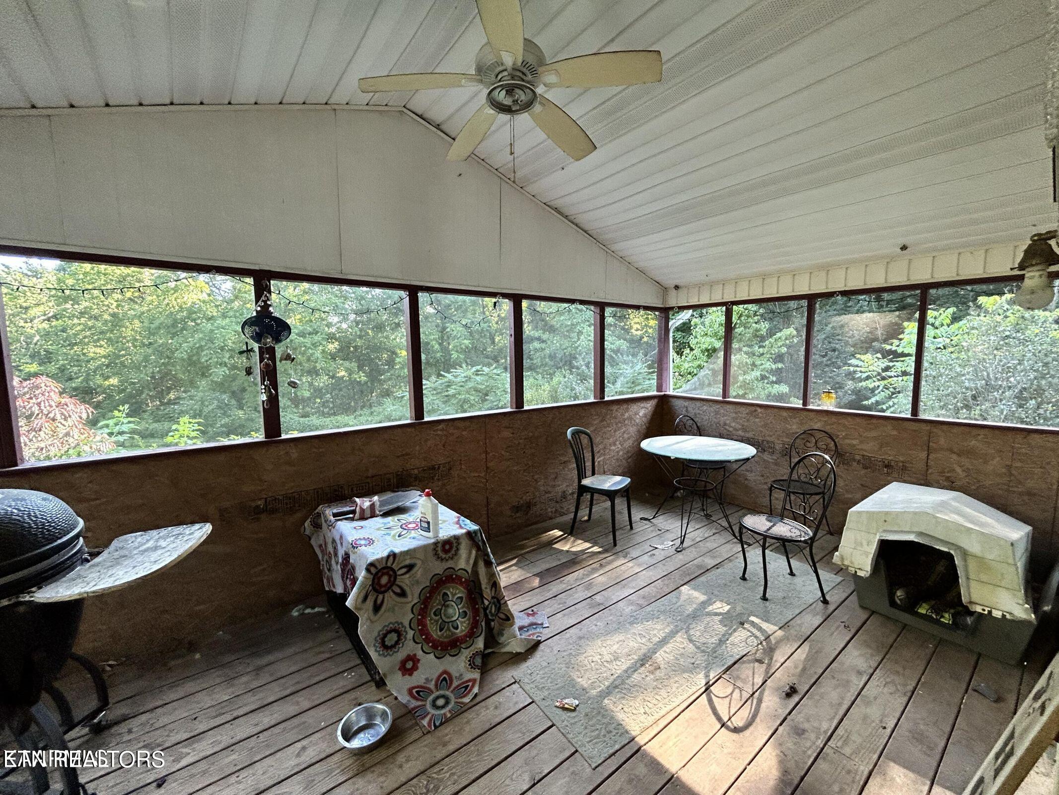 619 Ridgeline Road Washburn, TN 37888 - Photo 6 of 24 RG22